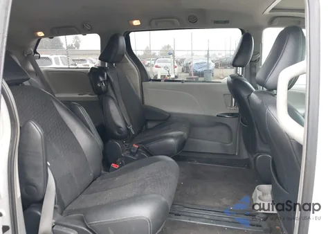 2014 Toyota Sienna Se 8 Passenger из США, поврежденный, VIN 5TDXK3DC2ES473269